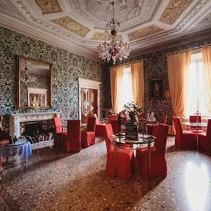 https://salotto-delle-arti.emilia-romagnahotels.net