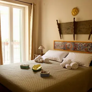 https://isola-dei-tesori-affittacamere.palermohotels.org
